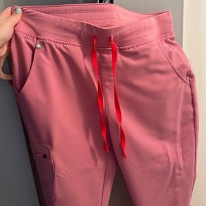 Figs Chalk Pink Zamora Joggers